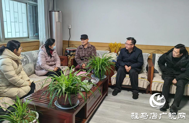 駐馬店市民政局開展走訪慰問老黨員活動(dòng)
