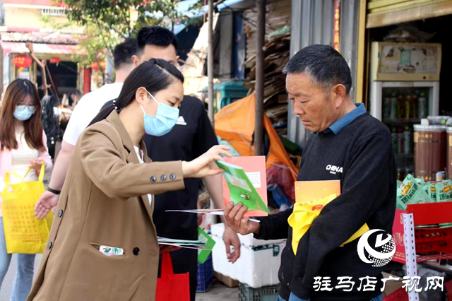 平輿縣司法局開(kāi)展“春耕護(hù)農(nóng)·普法先行”法治宣傳活動(dòng)
