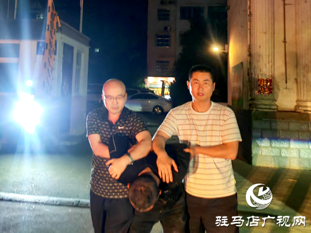 “警”追不舍 麥田里的追捕讓逃犯無(wú)處遁形