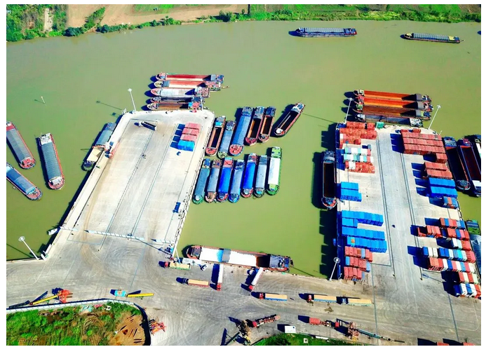 把“出?？凇卑岬健凹议T(mén)口”丨焦點(diǎn)網(wǎng)談 