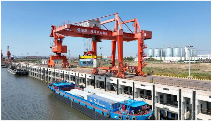 把“出?？凇卑岬健凹议T(mén)口”丨焦點(diǎn)網(wǎng)談 