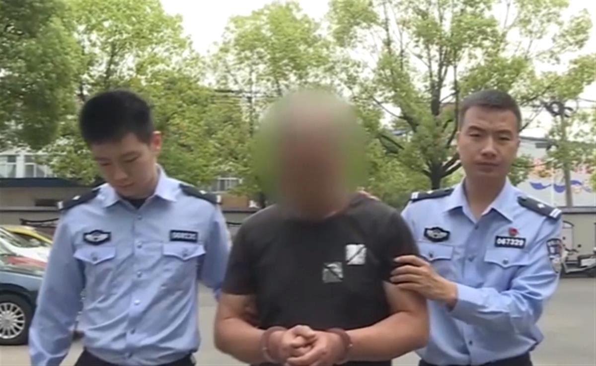逃犯裝啞巴20年終被抓：“我都快憋瘋了！”