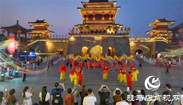 皇家驛站:迎端午民俗表演 營造濃厚過節(jié)氛圍