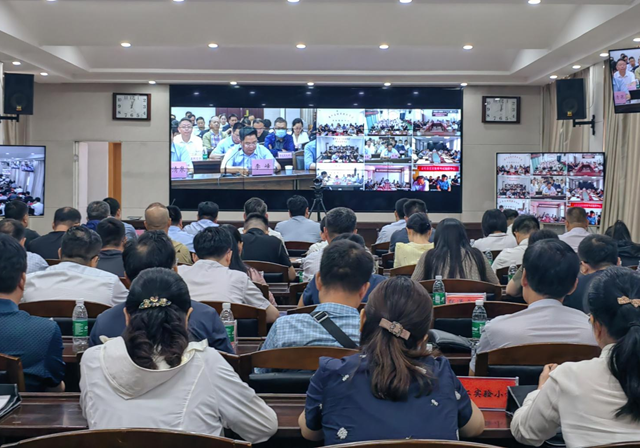 駐馬店：扎實做好服務(wù)保障工作 全力護航中考“風(fēng)平浪靜”