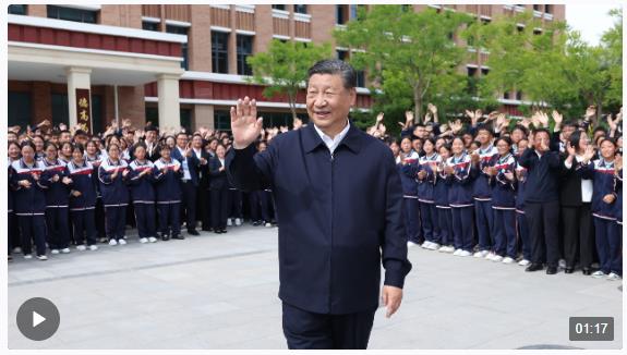 獨家視頻丨習近平在青?？疾煺{研