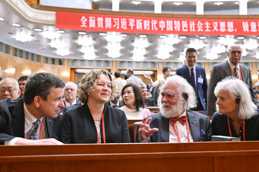 全國科技大會、國家科學(xué)技術(shù)獎勵大會、兩院院士大會在京召開