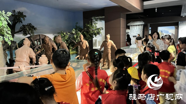 童心巧手繪文物 博物館里趣多多