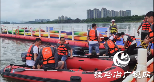 河南移動組織員工進(jìn)行沖鋒舟培訓(xùn)考試 做好抗洪搶險準(zhǔn)備