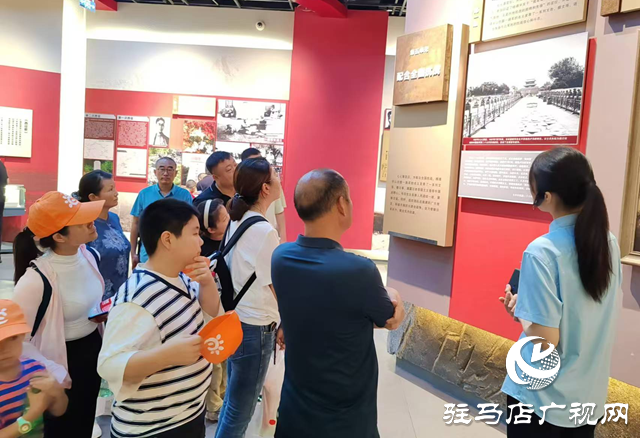 駐馬店車務(wù)段開展紅色教育主題親子團(tuán)建活動