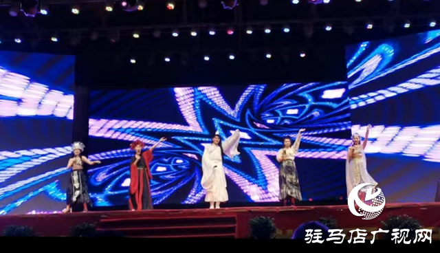 超燃現(xiàn)場(chǎng)！皇家驛站網(wǎng)紅主播音樂(lè)節(jié)讓游客暢享“饕餮盛宴”