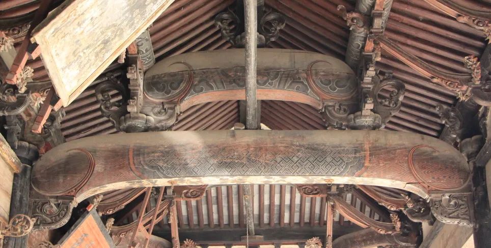 老祖宗懂技術又懂審美，木構古建上的一輪“新月”