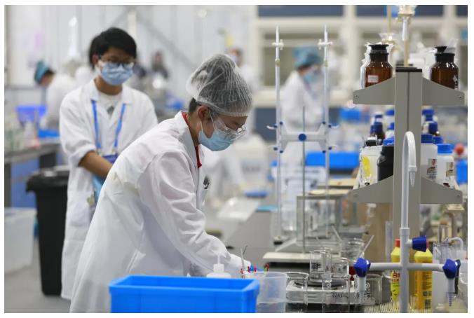 曾準(zhǔn)備退學(xué)的19歲中專生，拿下世界冠軍！