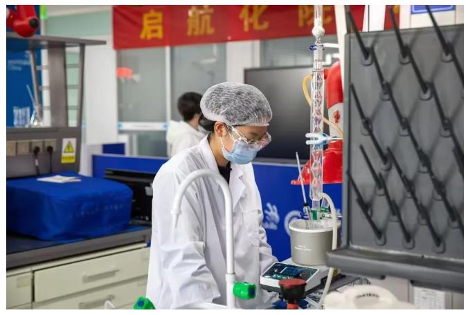 曾準(zhǔn)備退學(xué)的19歲中專生，拿下世界冠軍！