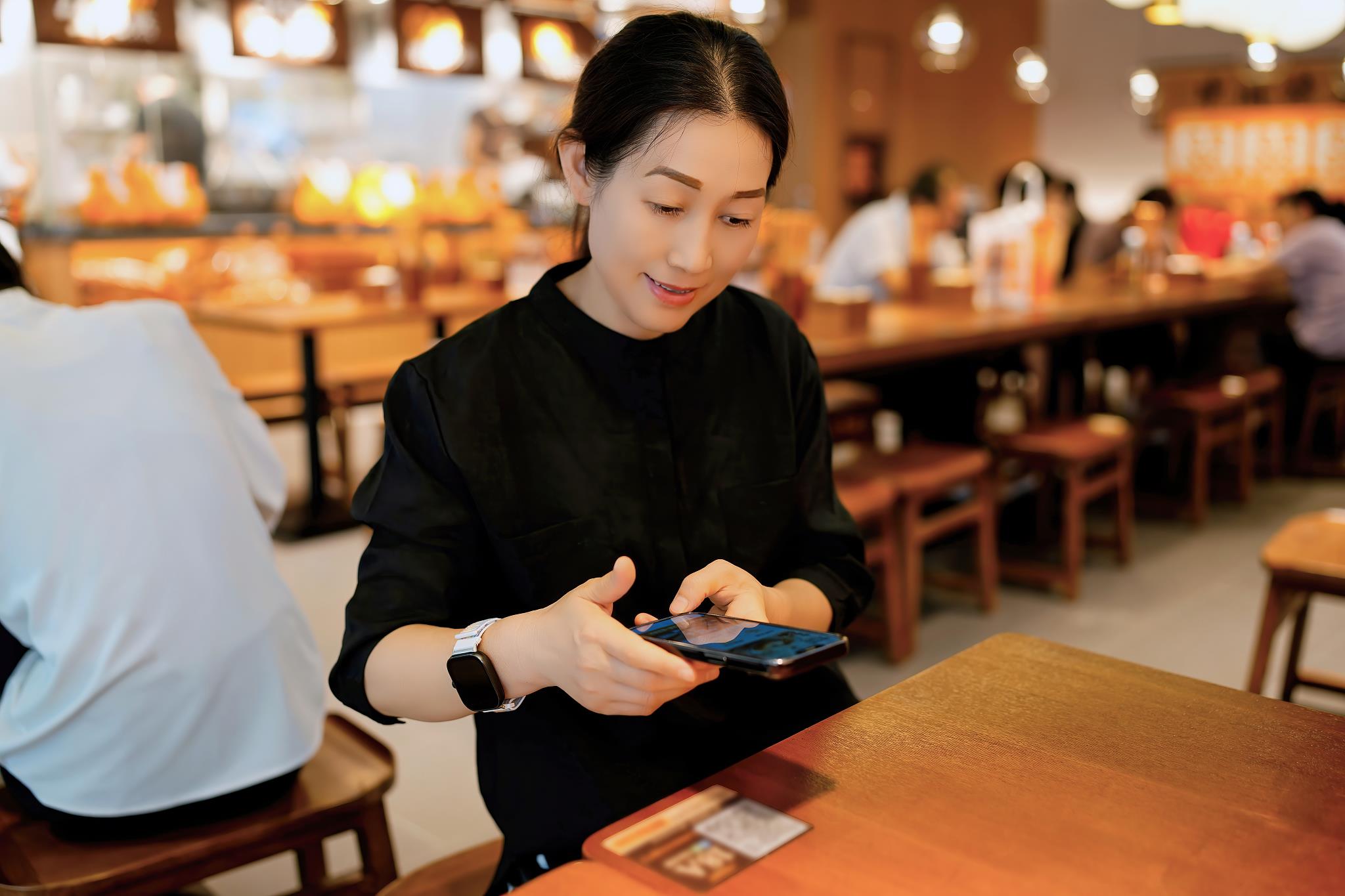 不掃碼不能點(diǎn)單付款？法院：過度搜集個人信息涉及侵權(quán)！