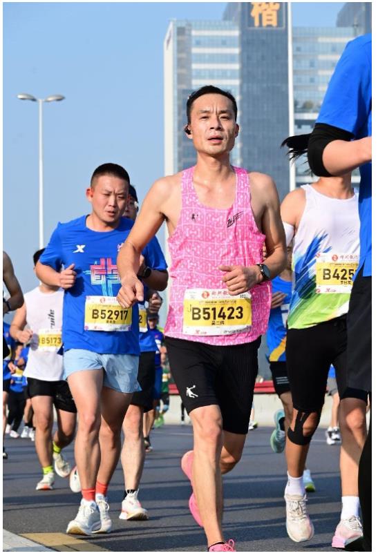 不只是速度，鄭州馬拉松何以不同？