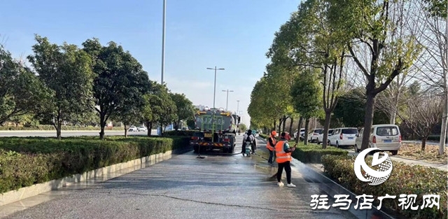 01.jpg 示范區(qū)城管局開展春季市容環(huán)境整治行動(dòng)