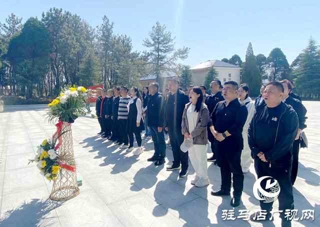 駐馬店廣播電視臺(tái)開展 “不忘來時(shí)路 奮進(jìn)新征程” 主題黨日活動(dòng)