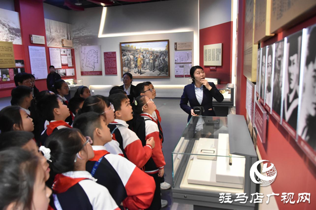  追尋紅色足跡  爭做時代新人—駐馬店市第二十七小學(xué)開展2025年清明祭英烈主題教育實踐活動