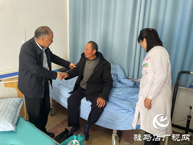 中國(guó)殘聯(lián)副主席張銀良深入開(kāi)發(fā)區(qū)、遂平縣看望殘疾人