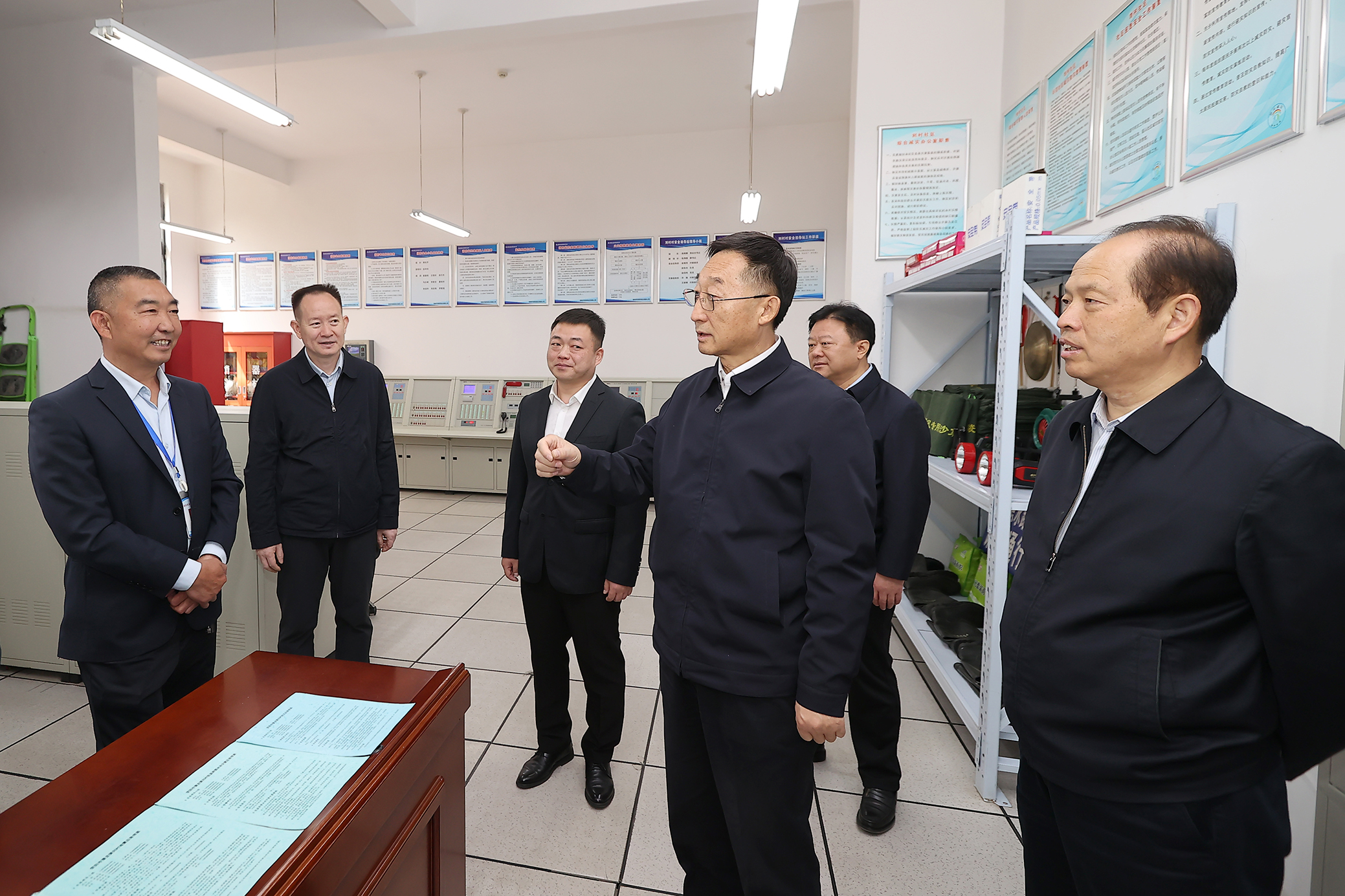 劉寧到鄭州部分市區(qū)調研