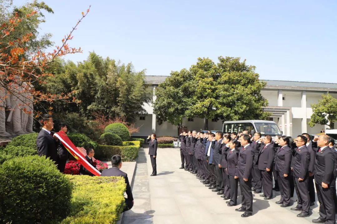 駐馬店市檢察院清明祭英烈主題活動(dòng)