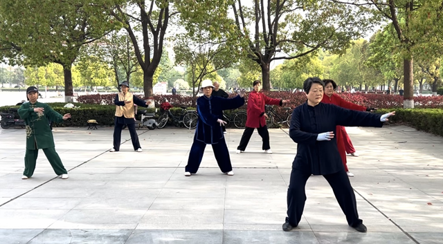 駐馬店：全民健身動起來 不負(fù)春日好時光