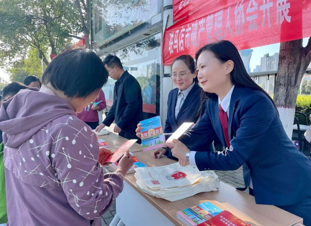 牢固樹立和踐行總體國家安全觀 匯聚起維護國家安全的強大合力