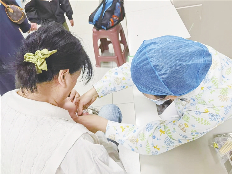 疫苗接種后 務(wù)必留觀30分鐘