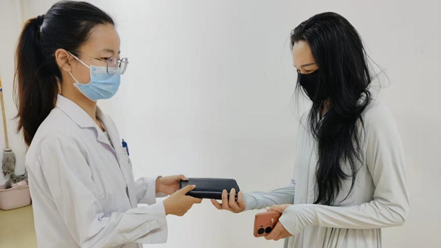 拾金不昧顯醫(yī)德，駐馬店市第二中醫(yī)院醫(yī)生傳遞醫(yī)者溫度