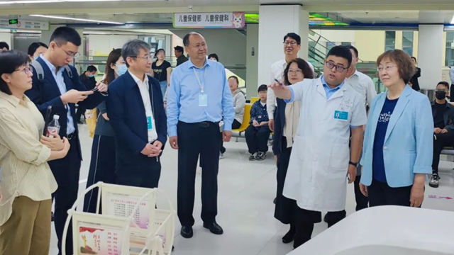 中國殘聯(lián)與聯(lián)合國兒童基金會專家組蒞臨駐馬店市中心醫(yī)院婦女兒童醫(yī)院指導(dǎo)培訓(xùn)