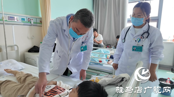 駐馬店：市中心醫(yī)院醫(yī)護(hù)人員“五一”假期 堅(jiān)守“醫(yī)”線 守護(hù)健康 