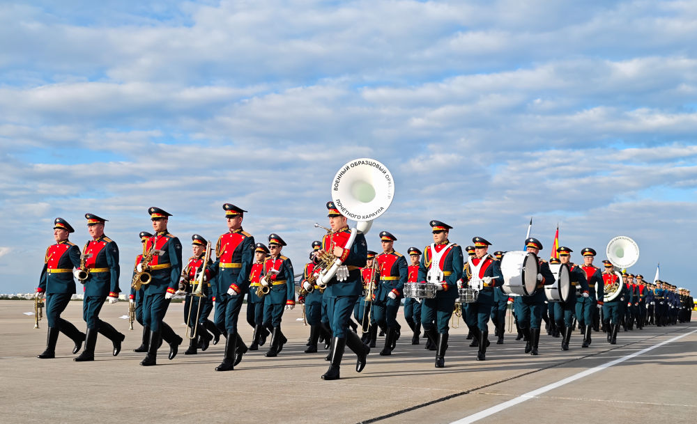 習(xí)近平抵達(dá)莫斯科