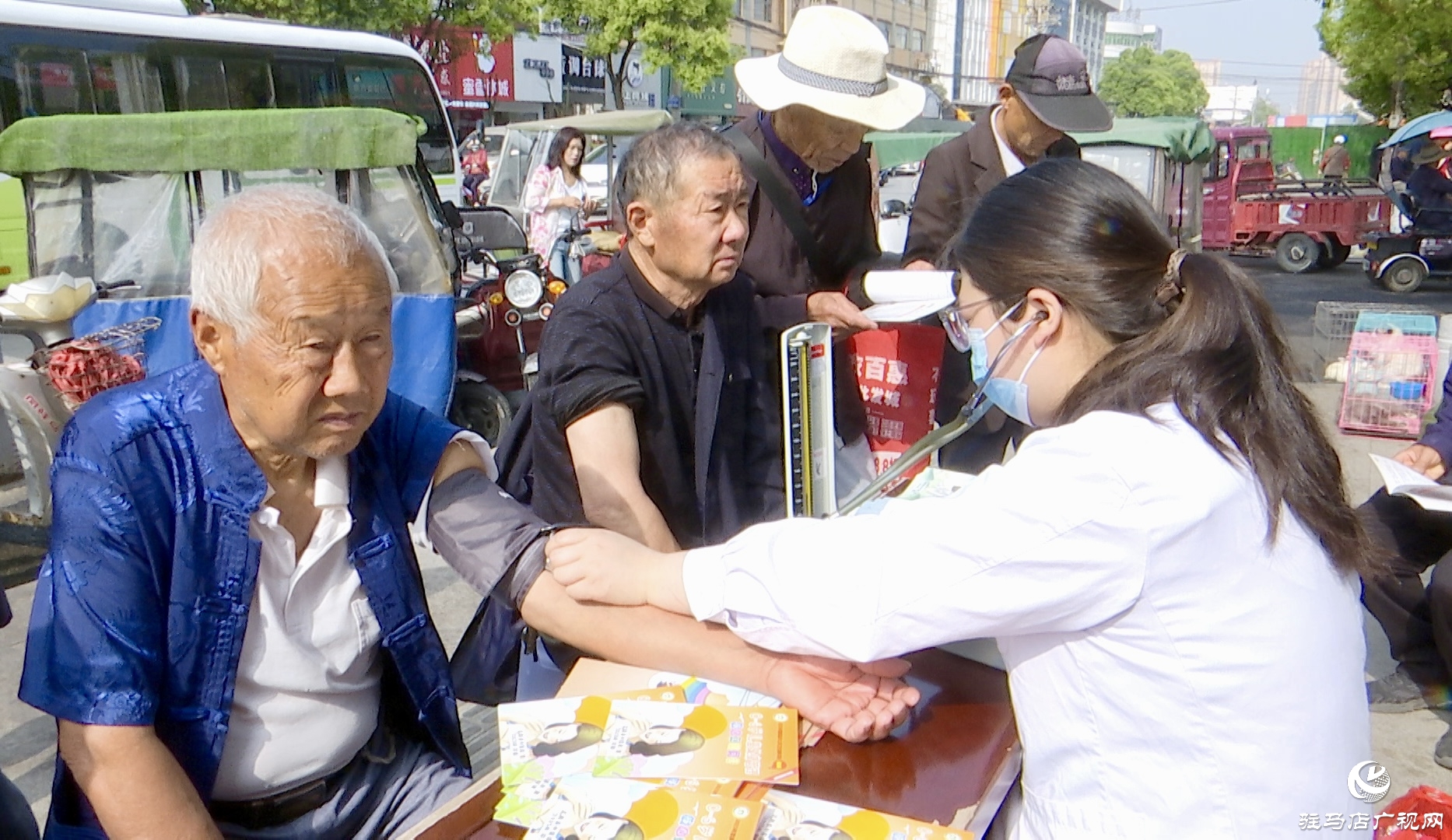 正陽縣舉行“紅十字博愛周”義診活動(dòng)