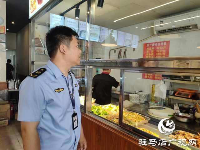  示范區(qū)市場(chǎng)監(jiān)管分局開展入網(wǎng)餐飲店鋪后廚衛(wèi)生檢查專項(xiàng)行動(dòng)