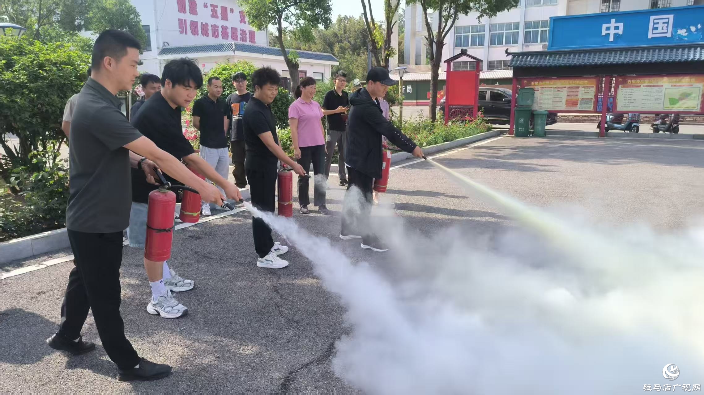 正陽縣真陽街道開展消防安全知識(shí)進(jìn)機(jī)關(guān)活動(dòng)