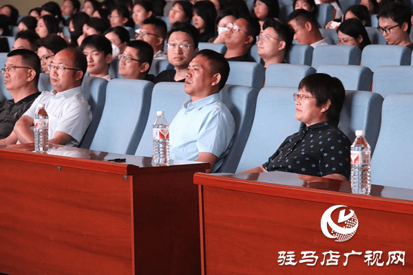 駐馬店職業(yè)技術學院舉行第七屆5.25心理健康教育宣傳月活動開幕式