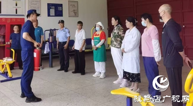  示范區(qū)消防救援大隊開展“九小場所”暢通“生命通道”宣傳活動