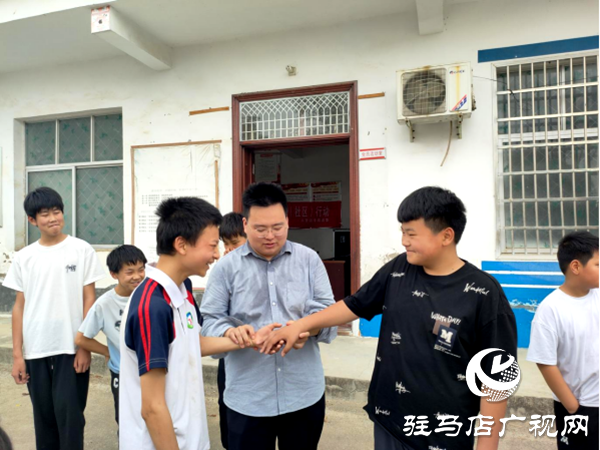 平輿縣老王崗鄉(xiāng)： “青翼護(hù)航”潤(rùn)心田 文明實(shí)踐護(hù)成長(zhǎng)