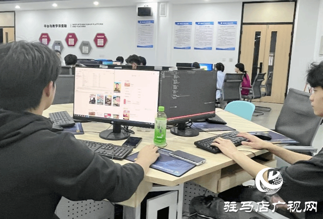 駐馬店職業(yè)技術(shù)學(xué)院舉辦職業(yè)技能大賽“移動應(yīng)用設(shè)計與開發(fā)”賽項