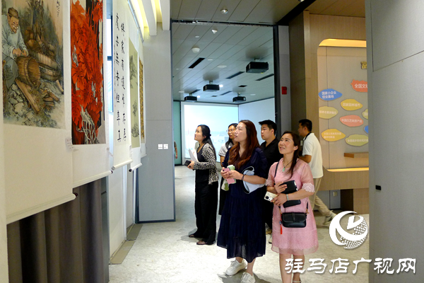  “中國夢·勞動美”五省十地書畫聯(lián)展耀啟平輿，共慶工會百年華誕