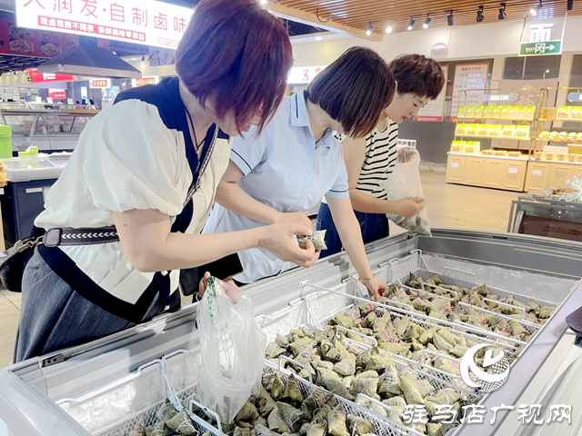 駐馬店：端午將至 粽子熱銷(xiāo)