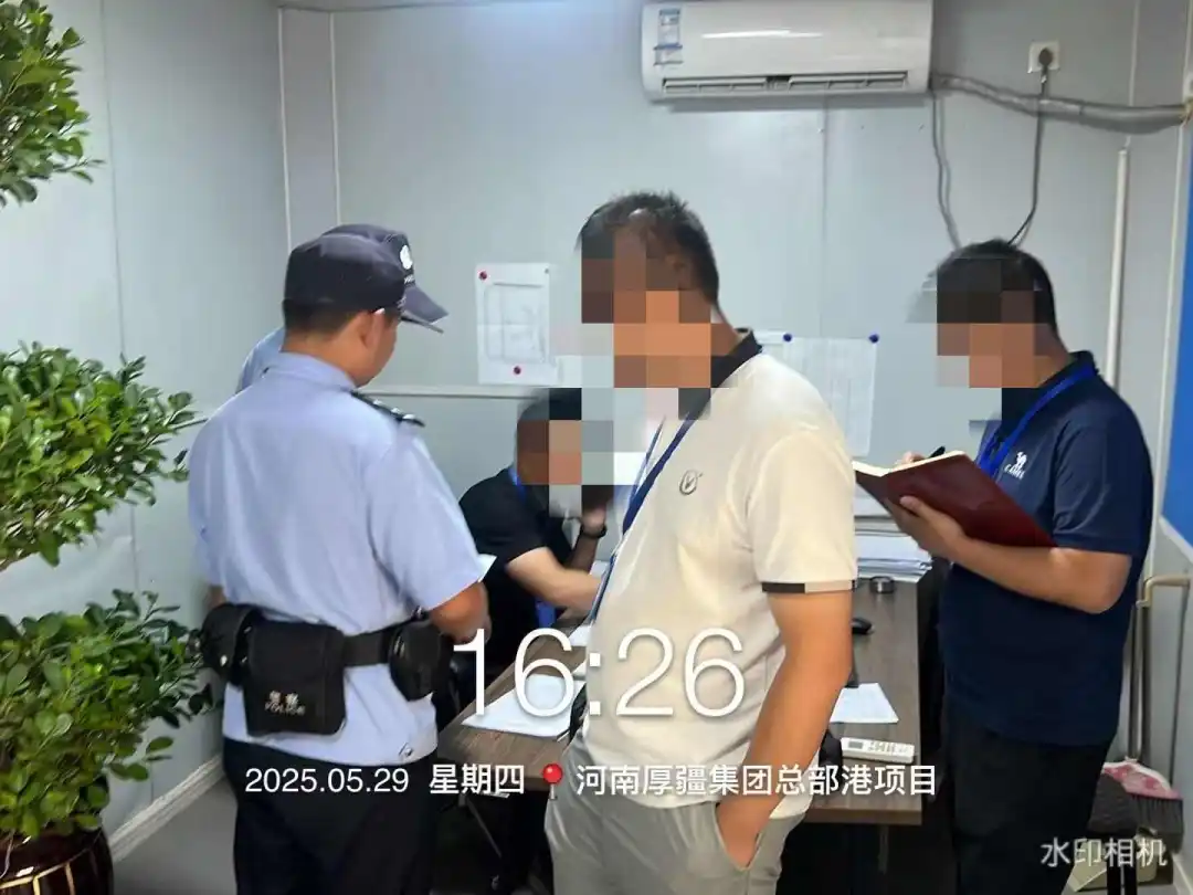 利劍出鞘護民生 端午亮劍顯法威——驛城區(qū)法院執(zhí)行局2025年第48次集中執(zhí)行活動紀實