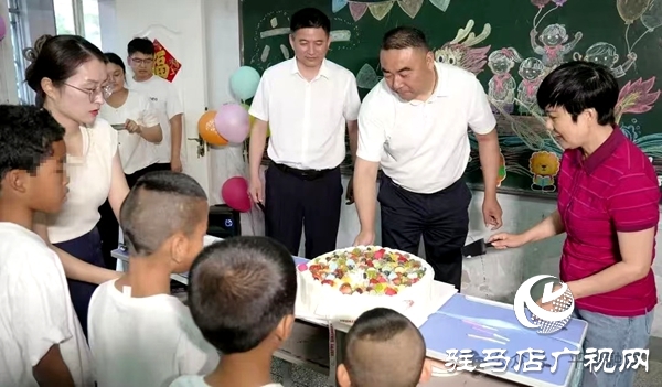 平輿縣婦聯(lián)、縣民政局共同舉辦“巾幗同心護未來 童心筑夢慶雙節(jié)”活動