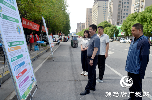 駐馬店經(jīng)濟(jì)開發(fā)區(qū)開展全國(guó)科技工作者日集中宣傳活動(dòng)