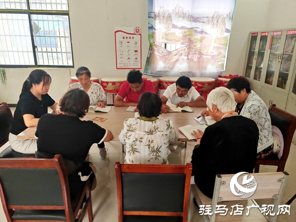 平輿縣萬(wàn)金店鎮(zhèn)：農(nóng)家書(shū)屋點(diǎn)亮文明新風(fēng)