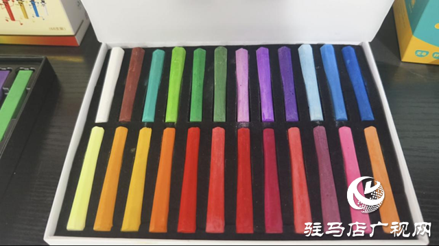 驛城區(qū)水屯鎮(zhèn)：小粉筆“闖”出大市場