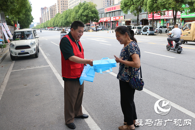  開發(fā)區(qū)城市管理局：開展科技活動(dòng)周集中宣傳活動(dòng)