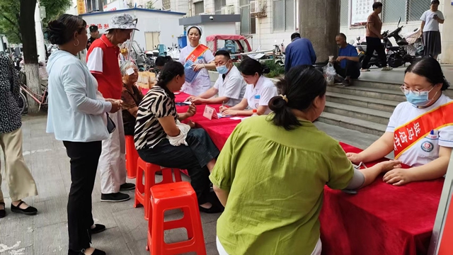 駐馬店市第二中醫(yī)院開(kāi)展愛(ài)眼日公益義診 共筑全齡眼健康防線