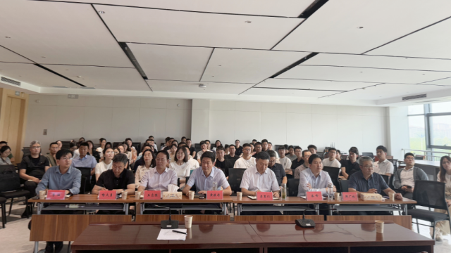 駐馬店市豫資公司舉辦“豫青講習所”開班儀式暨第一課交流研討會