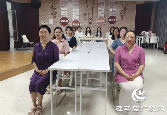 駐馬店市總工會職工夜校美化聲音班結(jié)業(yè)
